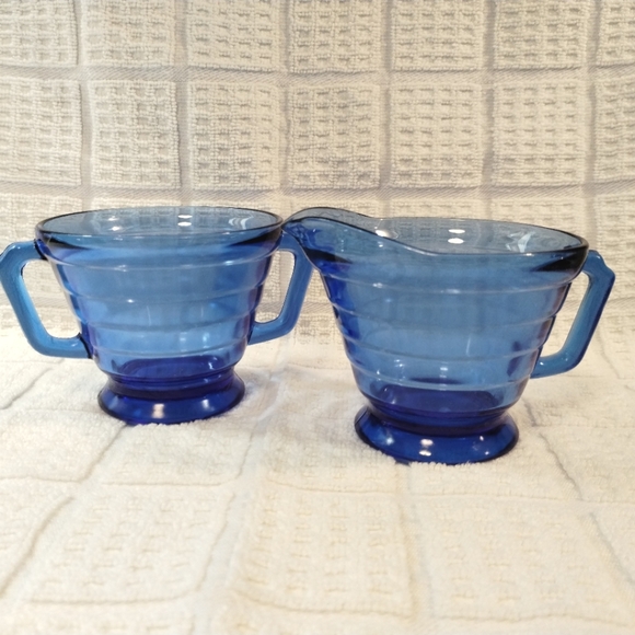 Vintage Hazel Atlas Cobalt blue creamer & sugar set - Picture 4 of 8